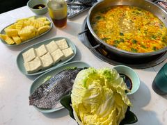 -小遇春麦·百香果鲜牛火锅·空中花园音乐餐厅(大学城店)