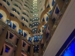 -迪拜帆船酒店海底餐厅