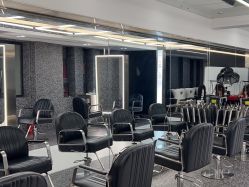 -厘里·salon
