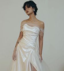 -PAI婚纱礼服设计馆【大牌租赁/高级定制】