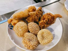 -爱客得牛排海鲜烤肉·火锅自助(春熙路黑金好店)