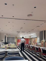 -奈尔宝家庭中心·亲子早教·派对餐厅(北京东坝万达店)