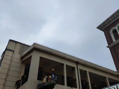 -王府井奥莱临潼小镇(临潼店)