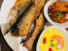 烤鳗鱼-领鲜活海鲜榴莲自助火锅(东门店)