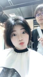 -FRIDAY星期五专业美发沙龙