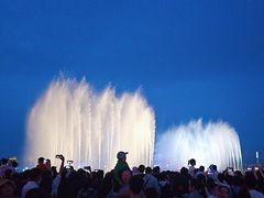 -东港音乐喷泉广场