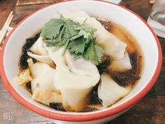 特色汤馄饨-五观堂素食(新华路店)