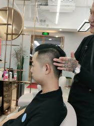 -V+SALON造型