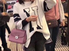 -蓝尊量贩(黄河路店)