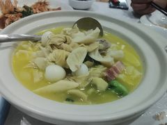 -启东海鲜人家(古美路店)