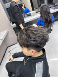 -宫铭烫发染发接发店