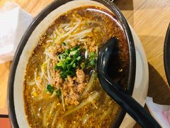 -谭师爷龙抄手(白下路店)