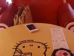 -Hello Kitty Cafe(弘大店)