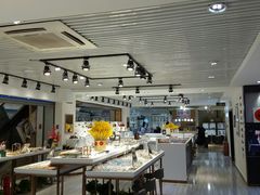 -宏宇眼镜蔡司依视路折扣店(兆佳眼镜城店)