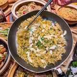 来三亚。。。。见世面了。。。试试香草鸭🦆