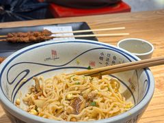 -陇上秦轩西安biangbiang面(朝龙汇店)