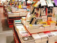 -西西弗书店&矢量咖啡(凯德晶萃广场店)