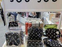 -梅龙镇广场