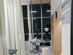 -医家人运动康复中心(龙华简上店)