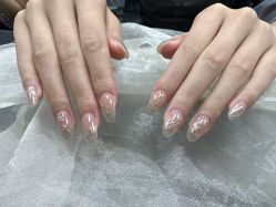 -芊屿芊浔美甲