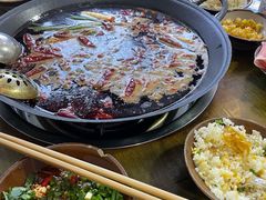 -黄潇洒老火锅(九眼桥宏济巷店)