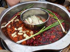 -周幺妹重庆老火锅(银泰城总店)