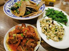 臊子排骨-令氏家外家周秦食府(高新店)