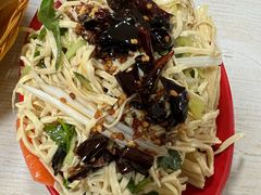 -洪峰浩老北京烧饼夹肉(角门路店)