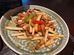 广式花生芽炒生态松阪肉-卯时·龙光雅宴·精致锡帮菜(惠山古镇店)