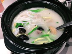 云南过桥米线-云海肴·汽锅鸡·云南菜(高德置地店)