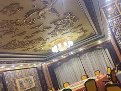 -皇宫大酒店