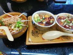 -上上签·冷锅串串(六灌路店)