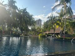 -三亚湾海居雅高铂尔曼度假酒店