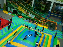 -蒙特利亲子乐园