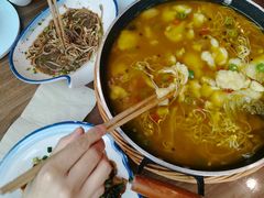 -有红鸡毛店·川菜(建设路店)