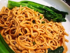 鲍汁焖伊面-喜上喜鸡煲翅(吉大店)