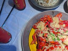 -巴厘龙虾·榜首油焖大虾(音乐学院·沿江酒馆店)