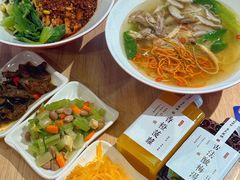 -鼎义丰功夫面(星光大道店)