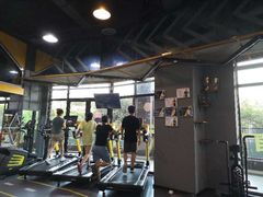 -可逸运动24小时健身