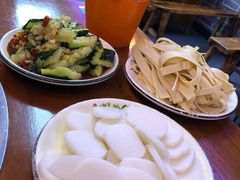 -曹丞相·地锅鸡·地锅鱼(武林店)