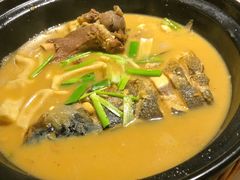 特色鱼头煲-老外婆(吾悦广场店)