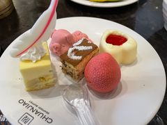 -川骄海鲜自助(王府井奥莱UP TOWN店原世界之花店)