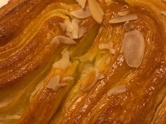 老面手撕包-昆明冠生园·蛋糕·面包(朗悦湾店)