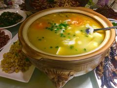 -兔行天下-鸿鹤鲜锅兔(中海国际店)