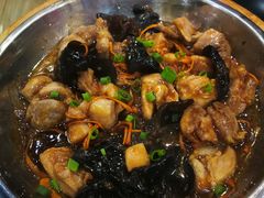 虫草花木耳蒸滑鸡-喜上喜鸡煲翅(吉大店)