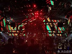 -Club Queen皇后酒吧