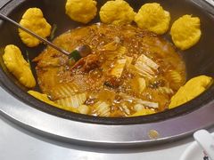-鲁员外地锅鸡地锅鱼(古墩路店)
