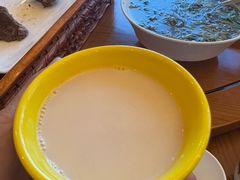 -黑青稞庄园·新式藏餐·牦牛肉汤锅(新都桥店)