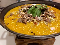 自制不老牛肉汤锅-付掌柜在成都·热炒砂锅集(金禾店)