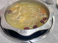 -光头药膳鸡(莱茵小镇店)
